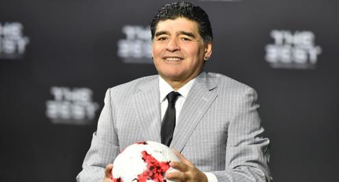  مارادونا يتحدث عن حسام غالي.. ويُشبه الأهلي بـ "بوكا جونيورز"